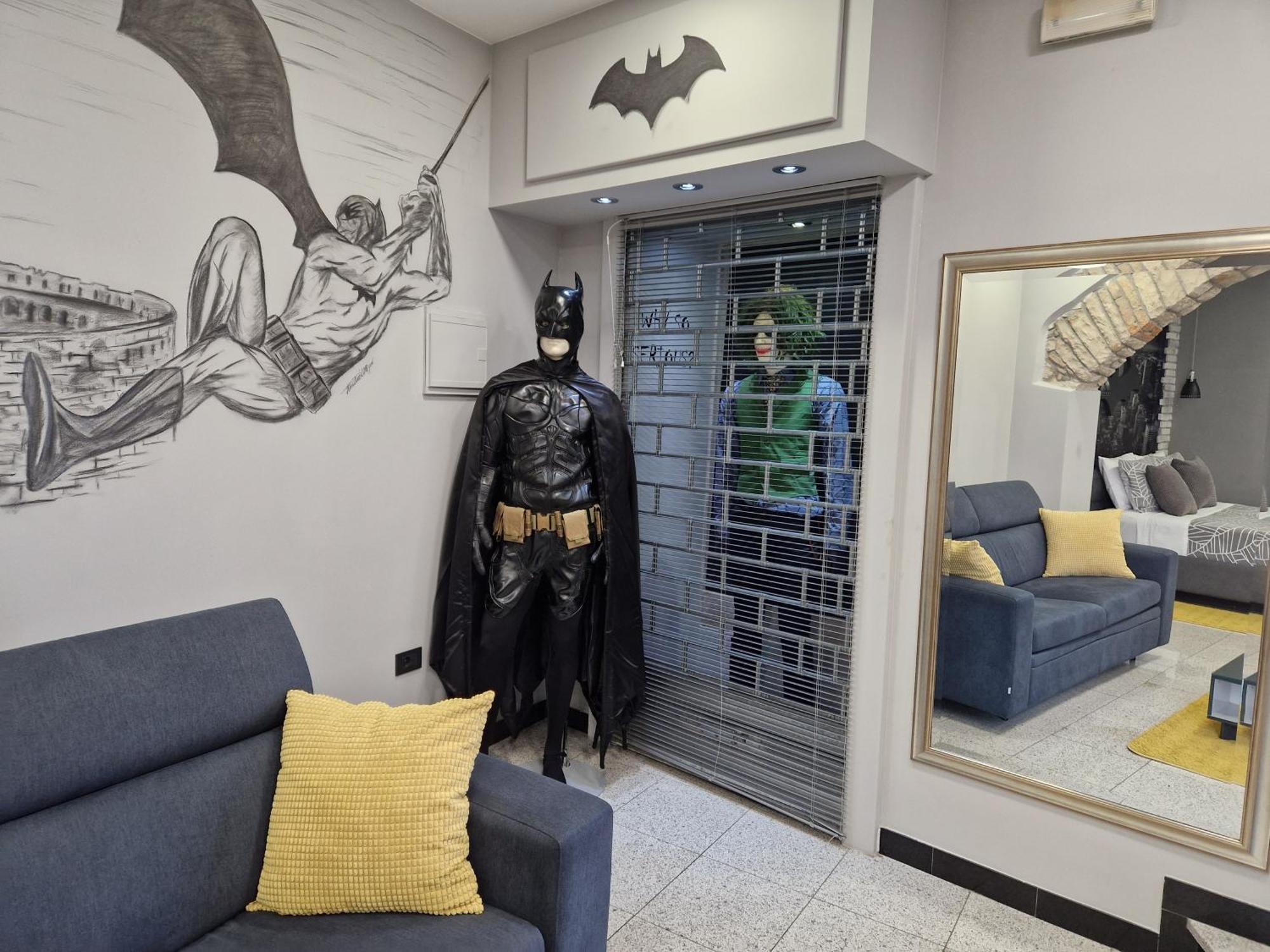 Batcave Pula